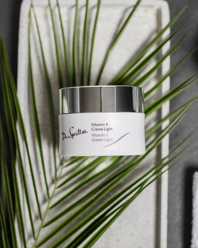 Vitamin A Cream Light