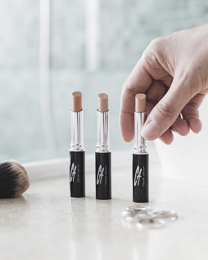 Color Artist Make-up dekorativ platziert